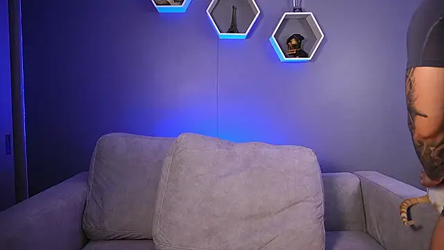 Paul Phoenix online show from February 2026 07:45:01 PM