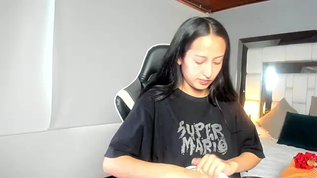 Adhara7 online show from December 2025 07:20:02 PM