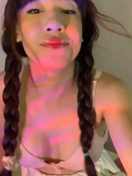 Snapshot of Kimberly-Ferarren chatting on February 2026 08:05:02 PM Kimberly-Ferarren online show from February 2026 08:05:02 PM