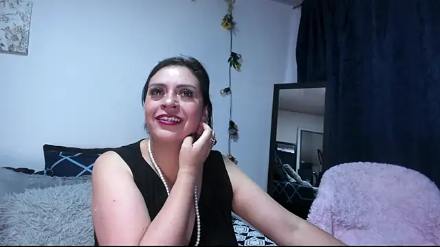 Snapshot of dacotag chatting on February 2026 12:00:01 PM dacotag online show from February 2026 12:00:01 PM
