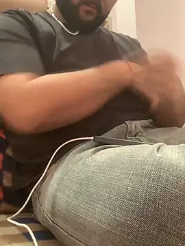 amitsharma7868 online show from February 2026 07:51:01 AM