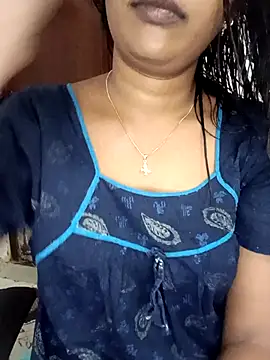 Snapshot of Tamil_kavinila chatting on April 2026 03:37:01 AM Tamil kavinila online show from April 2026 03:37:01 AM