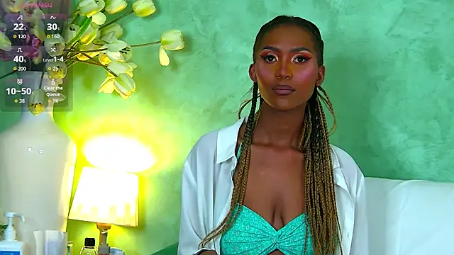 Snapshot of Izzie_Sugar chatting on September 2025 07:03:01 PM Izzie Sugar online show from September 2025 07:03:01 PM