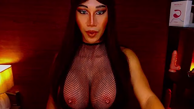 Snapshot of JayeTan chatting on October 2025 11:51:02 AM JayeTan online show from October 2025 11:51:02 AM