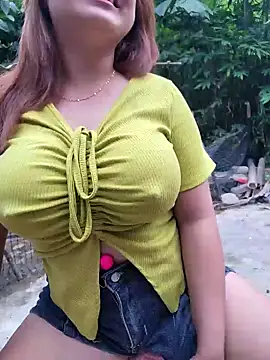 Snapshot of Akira_sera chatting on October 2025 09:43:01 AM Akira sera online show from October 2025 09:43:01 AM