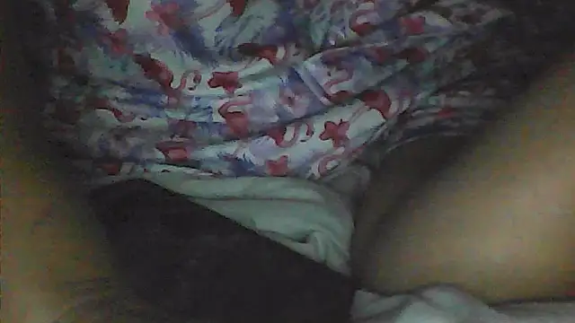 sarahkat86 online show from April 2026 11:27:02 PM