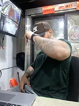 Catire10  online show from November 2025 02:17:01 PM