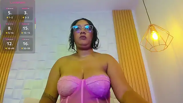 AriaBelle online show from November 2025 11:01:02 AM