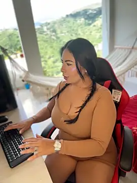 samanthahut1 online show from April 2026 08:44:01 PM