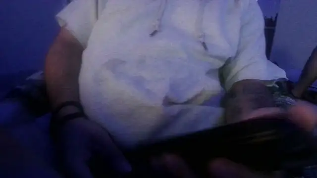 Snapshot of NoneFoundCloud chatting on October 2025 12:01:02 AM NoneFoundCloud online show from October 2025 12:01:02 AM