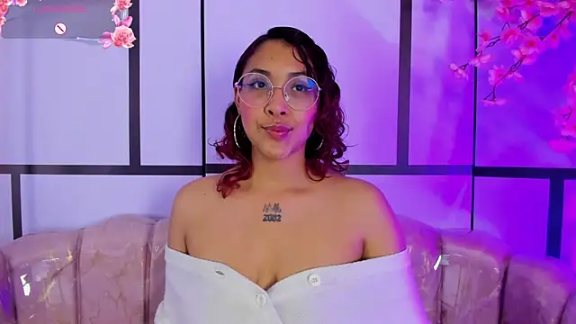 Olivejoness online show from September 2025 05:42:01 AM