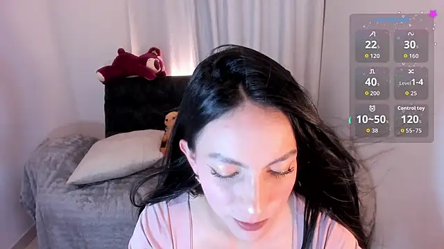 Snapshot of sarah_saenz_ chatting on May 2026 05:36:01 AM sarah saenz online show from May 2026 05:36:01 AM