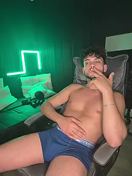 Gipsyboysteve online show from April 2026 11:43:01 PM