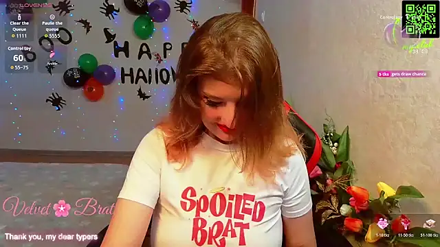 QueenInSilence online show from October 2025 09:26:02 PM