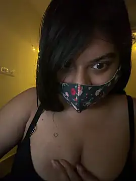 Snapshot of BigBreasted chatting on February 2026 07:28:01 PM BigBreasted online show from February 2026 07:28:01 PM