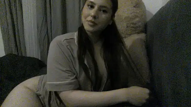 Snapshot of laylabliss chatting on October 2025 12:57:01 AM laylabliss online show from October 2025 12:57:01 AM