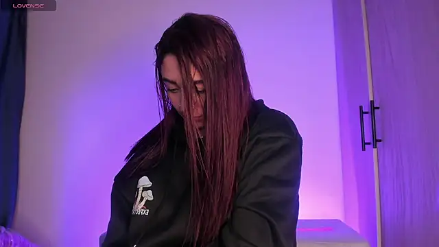 scarlett Collinss online show from December 2025 05:16:01 AM