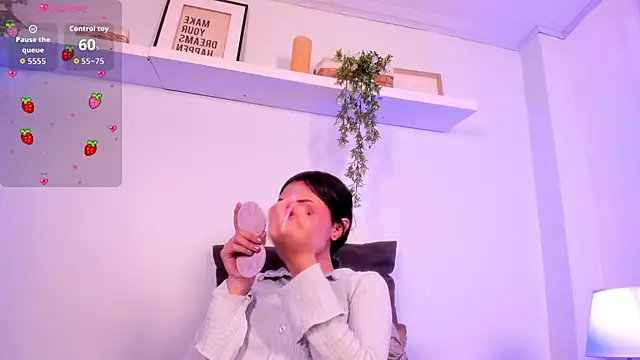 Vampgyal online show from March 2026 09:10:01 PM