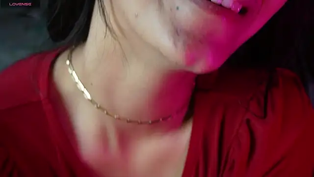 NidhiChandra online show from March 2026 06:52:01 AM