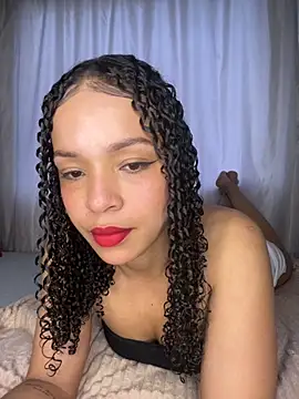 Yasmin777  online show from November 2025 09:46:01 PM