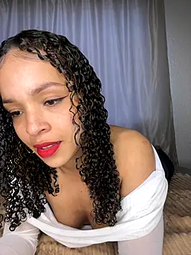 Yasmin777  online show from November 2025 10:26:01 PM