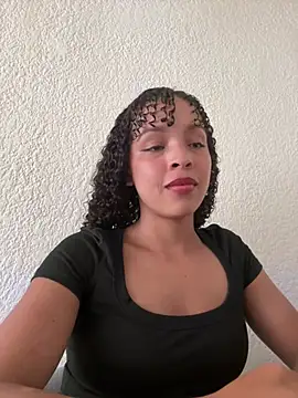 Yasmin777  online show from April 2026 09:37:01 PM