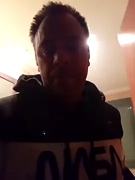 manchego85 online show from December 2025 08:17:01 PM