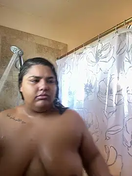 Snapshot of 1n0nlythroat chatting on July 2026 11:00:01 PM 1n0nlythroat online show from July 2026 11:00:01 PM