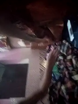 Snapshot of USER-MAYA chatting on November 2025 03:24:01 PM USER-MAYA online show from November 2025 03:24:01 PM