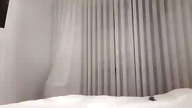 jporrado online show from October 2025 10:40:01 PM