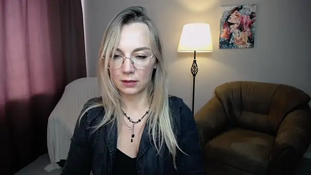 Ava Elior online show from September 2025 12:16:01 PM