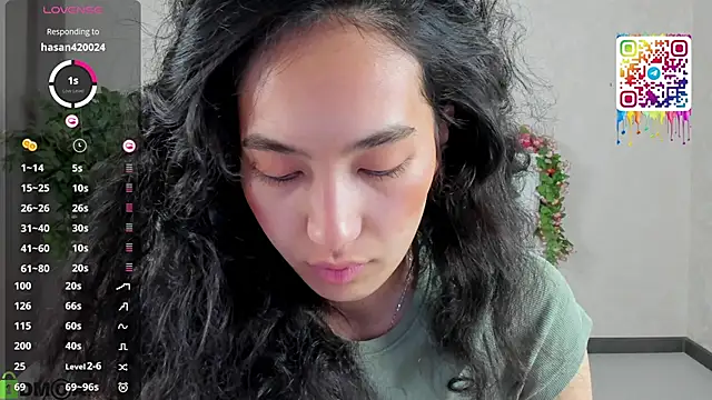 FlirtyAura online show from February 2026 03:27:01 AM