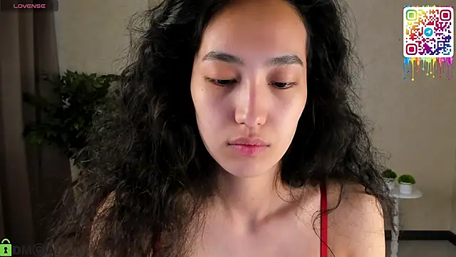 Snapshot of FlirtyAura chatting on May 2026 03:46:02 AM FlirtyAura online show from May 2026 03:46:02 AM