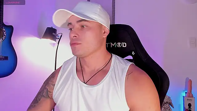 connorsmiith online show from June 2026 12:40:01 PM
