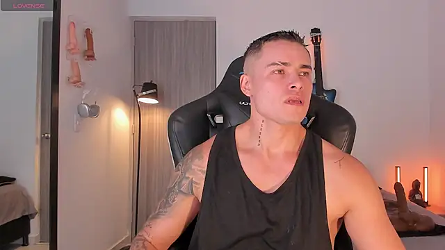 Snapshot of connorsmiith chatting on July 2026 04:23:01 PM connorsmiith online show from July 2026 04:23:01 PM