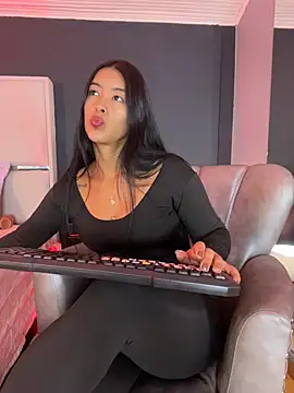 Snapshot of BellaFernandez__ chatting on July 2026 01:46:02 PM BellaFernandez online show from July 2026 01:46:02 PM