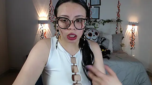 Snapshot of Megan_05_ chatting on November 2025 06:50:02 PM Megan 05 online show from November 2025 06:50:02 PM