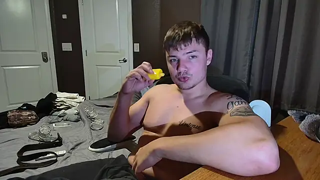 Snapshot of derekmontana2 chatting on September 2025 08:14:02 AM derekmontana2 online show from September 2025 08:14:02 AM