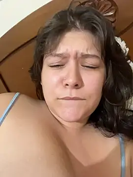 dahianna17 online show from January 2026 04:17:01 AM