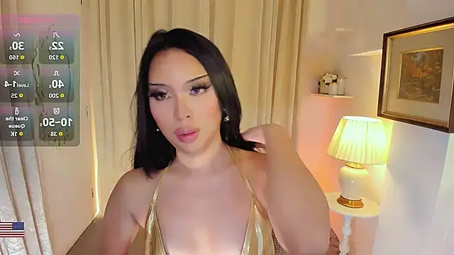 MS LUNA online show from April 2026 10:31:02 PM