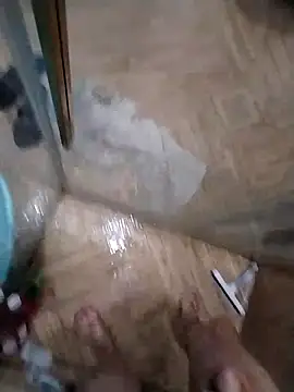 Snapshot of Pio185 chatting on October 2025 09:15:02 PM Pio185 online show from October 2025 09:15:02 PM