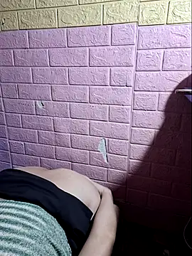 Snapshot of Lovelyx0x chatting on December 2025 06:29:02 AM Lovelyx0x online show from December 2025 06:29:02 AM