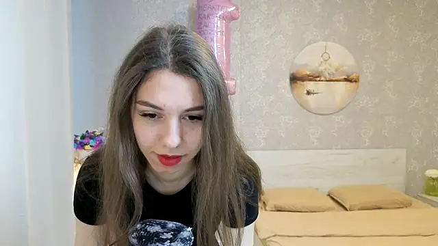 KellyShines online show from June 2026 09:25:02 AM