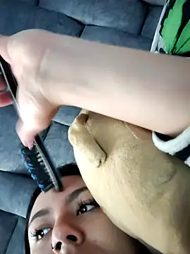 Megara 25 online show from October 2025 04:24:02 PM