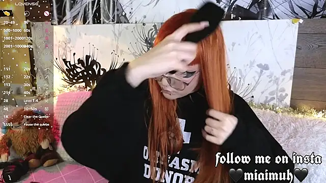 mia  yui online show from January 2026 11:18:02 PM