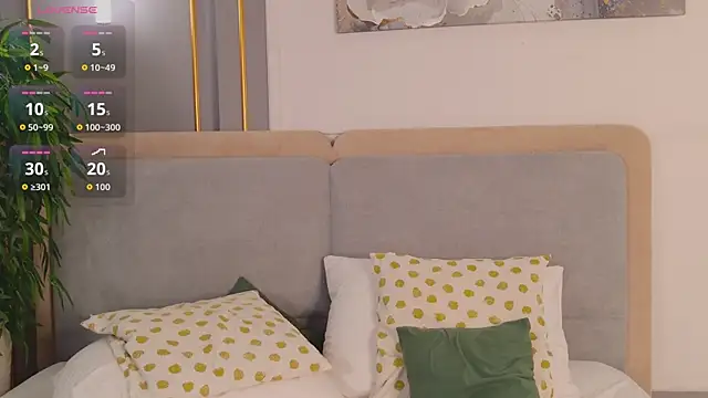 Snapshot of AdoraCortes chatting on June 2026 09:36:02 AM AdoraCortes online show from June 2026 09:36:02 AM