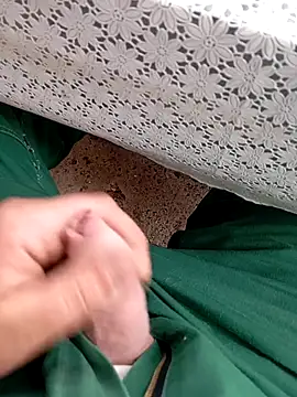 fickfreund019 online show from April 2026 09:23:01 AM