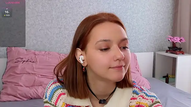 Snapshot of MiaSkyKiss chatting on June 2026 02:03:02 PM MiaSkyKiss online show from June 2026 02:03:02 PM