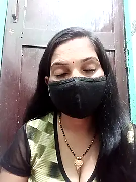 Payal-001 online show from November 2025 07:02:02 PM