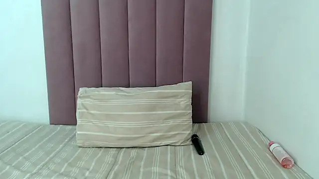 Abby 108 online show from September 2025 02:17:01 PM